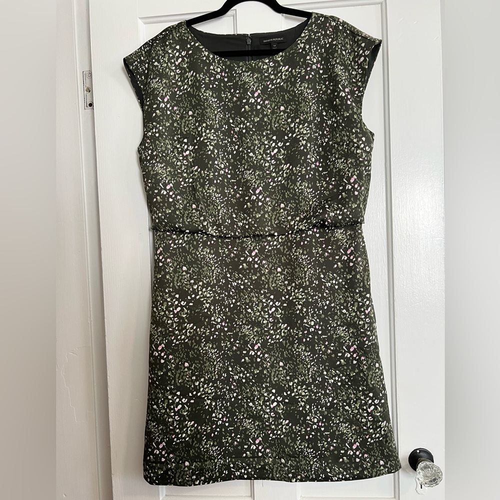 Banana Republic Olive Floral Mini Dress Size 14 - Picture 2 of 11